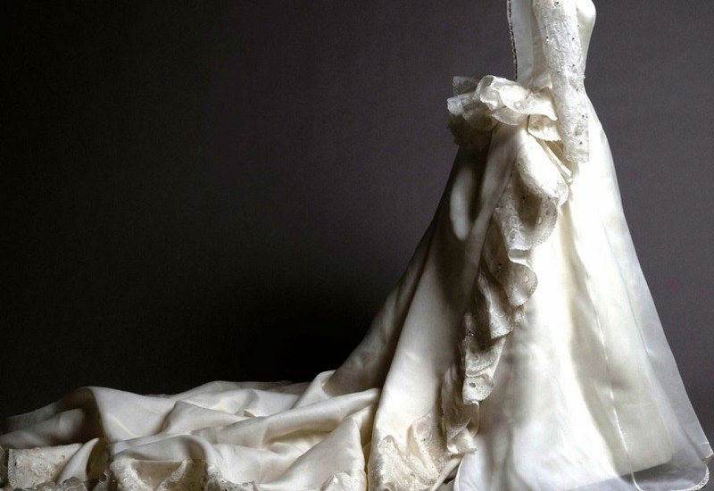 El vestido de seda blanca. RICHARD MATHESON